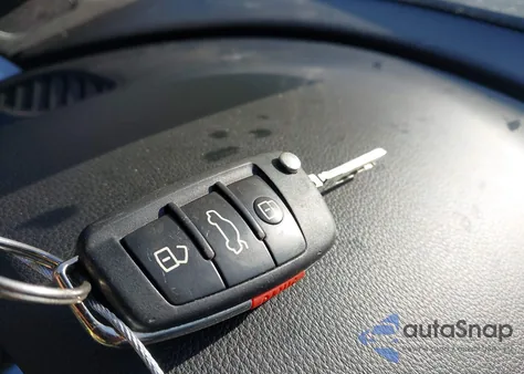 2017 Audi A3 2.0T Premium из США, поврежденный, VIN WAUAUGFF4H1066518